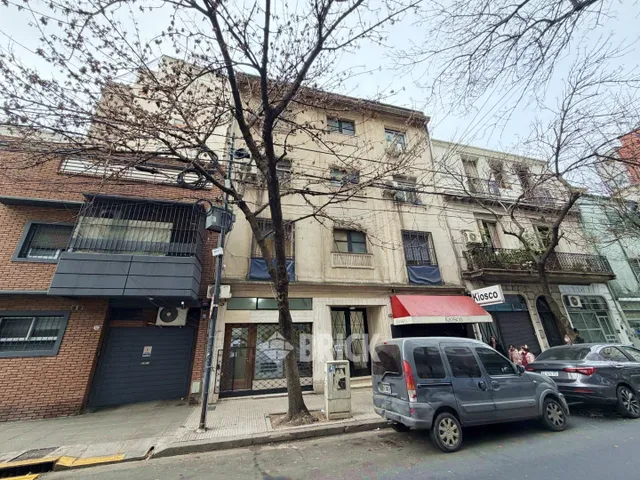 JAURES, JEAN al 800 Piso PB 16