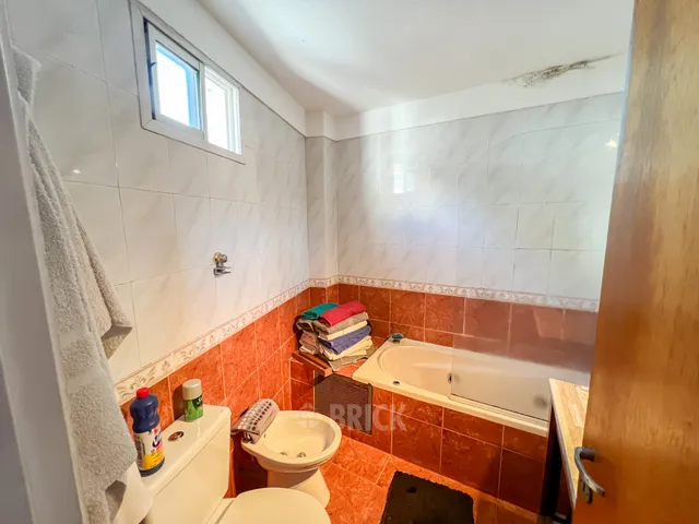 DOBLAS al 1700 Piso PB 27