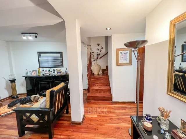 DOBLAS al 1700 Piso PB 4