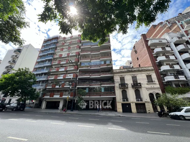 ALBERDI, JUAN B., AV. al 1000 Piso 6 54