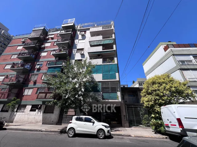 TRELLES, MANUEL R. al 800 Piso 2 14