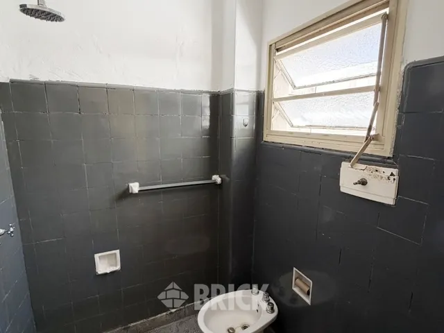 SARMIENTO al 1300 Piso 2 14