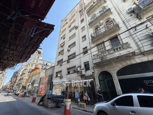 SARMIENTO al 1300 Piso 2 21