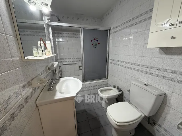 MERCADER, EMIR al 4300 Piso PB 23
