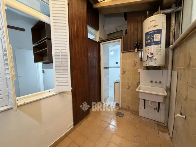 SOLIS al 800 Piso PB 24