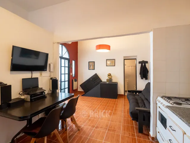 ALVAREZ THOMAS, AV. al 800 Piso PB 7
