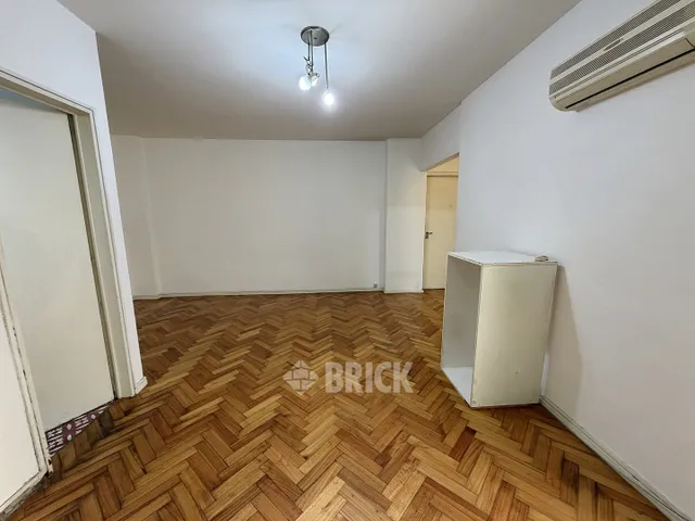 SUIPACHA al 700 Piso 4 8