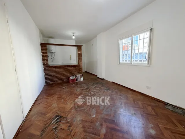AZCUENAGA al 300 Piso 2 1