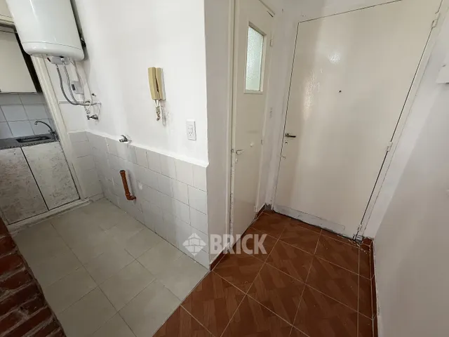 AZCUENAGA al 300 Piso 2 10