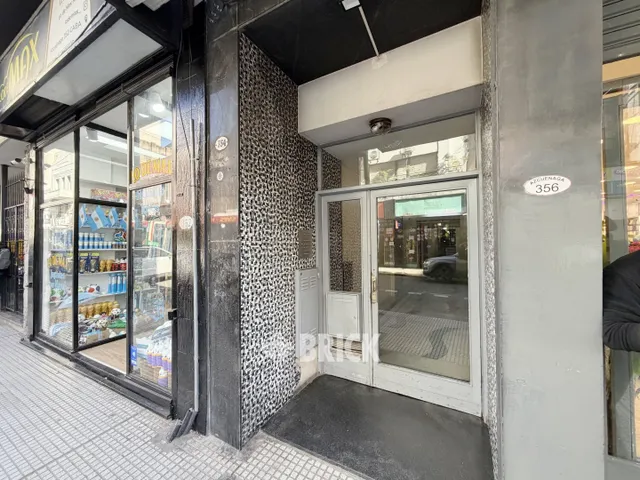 AZCUENAGA al 300 Piso 2 20