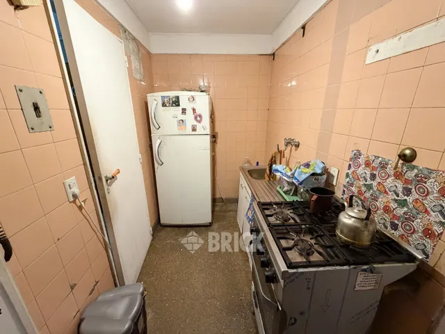 URIBURU, JOSE EVARISTO al 400 Piso 1 17