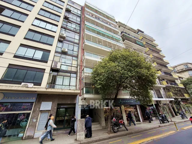 URIBURU, JOSE EVARISTO al 400 Piso 1 26