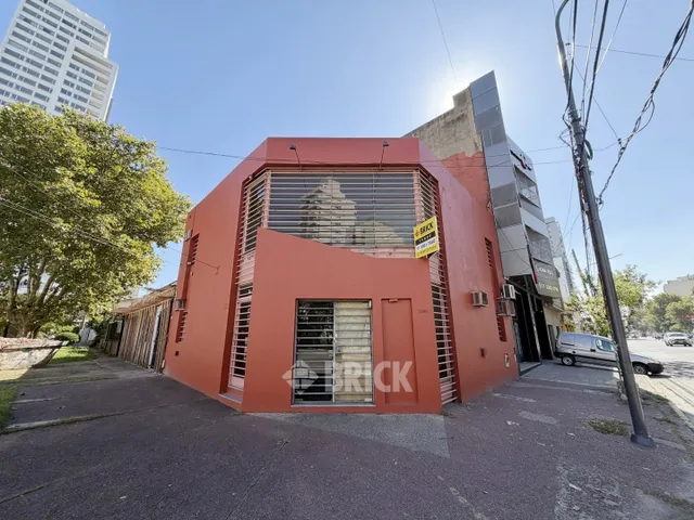 BROWN, ALMIRANTE, AV. al 2300 47