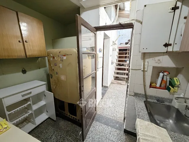 MUÑECAS al 800 Piso PB 16