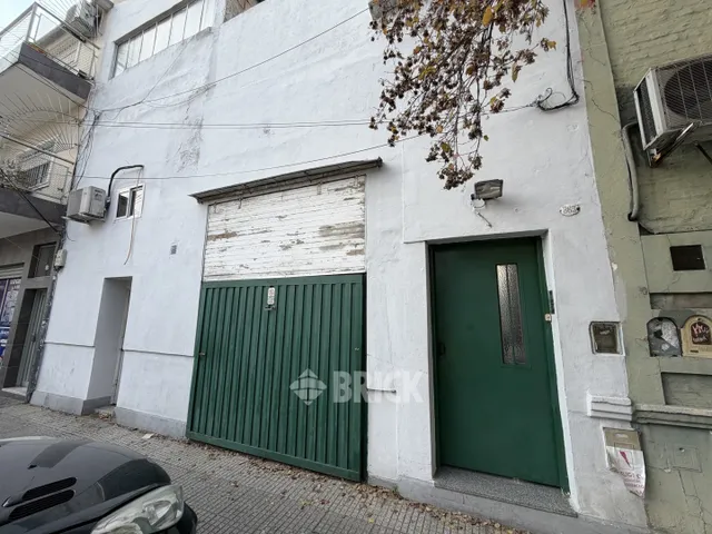 MUÑECAS al 800 Piso PB 24