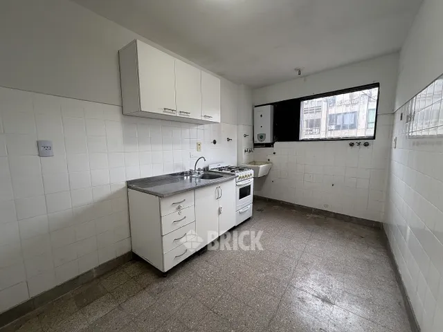 PUEYRREDON, AV. al 900 Piso 9 26