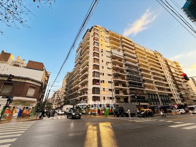 PUEYRREDON, AV. al 900 Piso 9 32