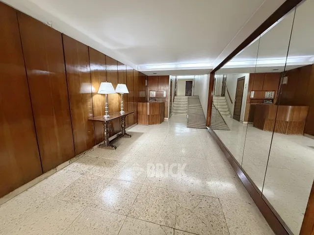 ALVEAR, MARCELO T. DE al 2000 Piso 1 31