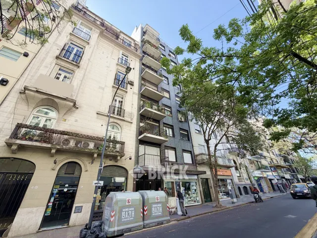ALVEAR, MARCELO T. DE al 2000 Piso 1 34