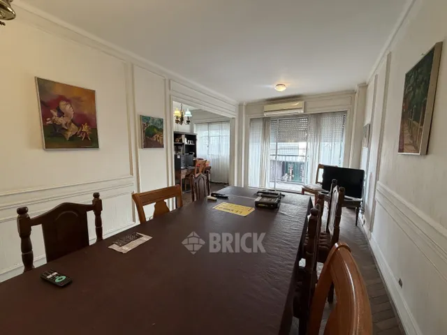 ALVEAR, MARCELO T. DE al 2000 Piso 1 3