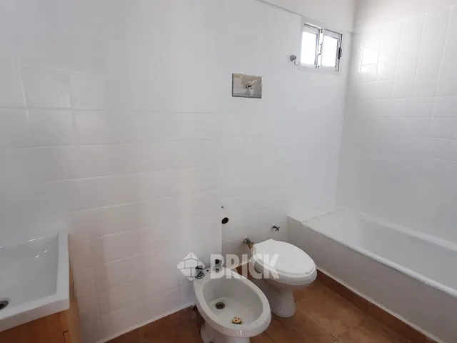 SUIPACHA al 700 Piso 14 13