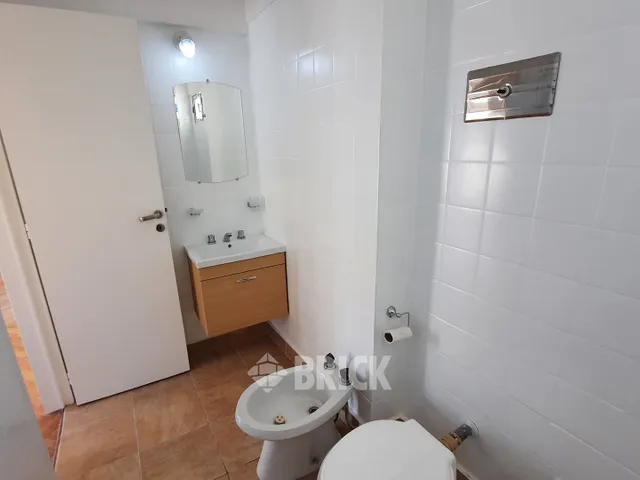 SUIPACHA al 700 Piso 14 15