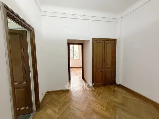 RODRIGUEZ PEÑA al 1300 Piso 1 6