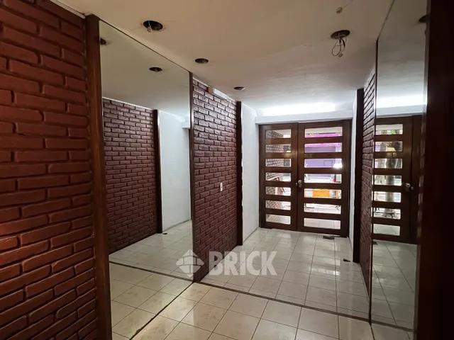 ECUADOR al 500 Piso 7 16