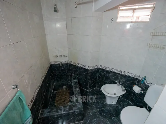 SARANDI al 100 Piso PB 14