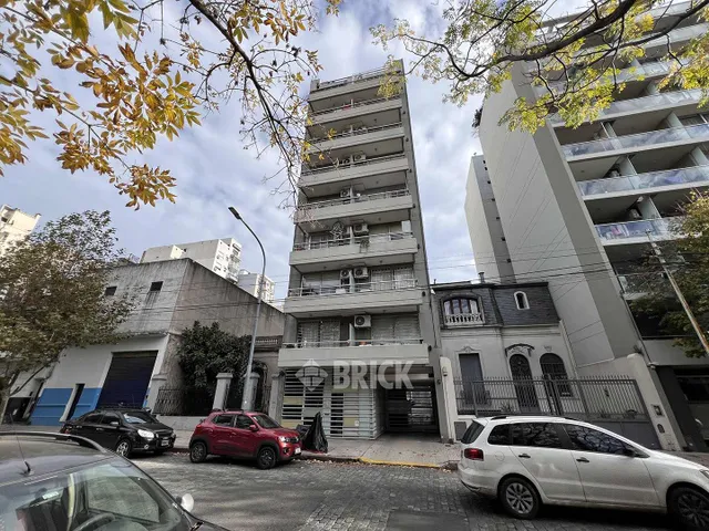 CARACAS al 1200 Piso 8 17