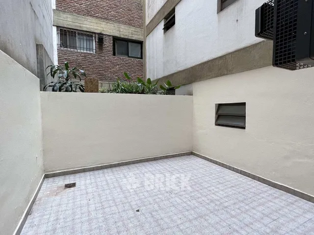 CRAMER, AV. al 2400 Piso 1 14