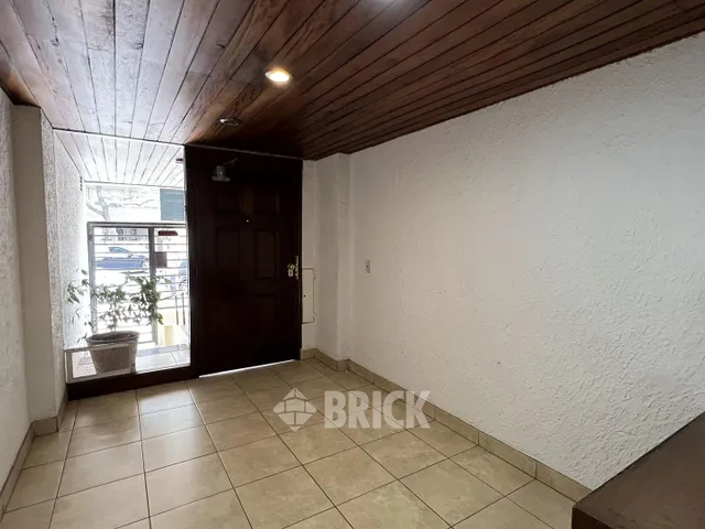 CRAMER, AV. al 2400 Piso 1 16