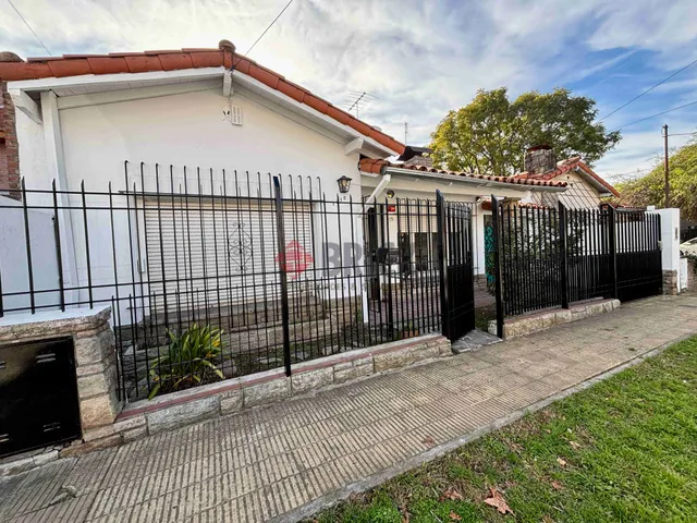 RODRIGUEZ PEÑA al 1300 1