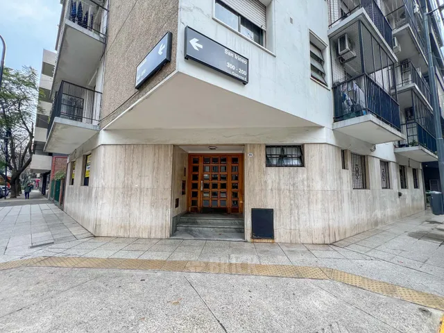 SAN IRENEO al 200 Piso PB 17