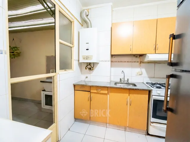 SAN IRENEO al 200 Piso PB 8