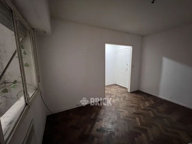 AZCUENAGA al 1200 Piso 1 4