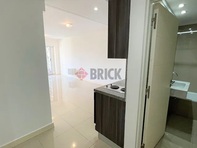 MATIENZO, BENJAMIN al 1600 Piso 6 9