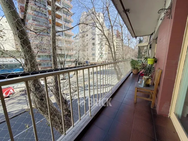 MONTES DE OCA, AV. al 400 Piso 2 9
