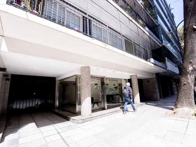 DEL PINO, VIRREY al 2200 Piso 3 42