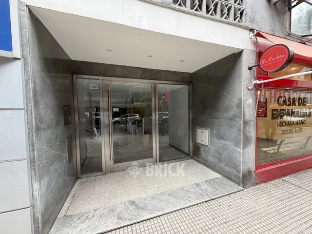 SOLDADO DE LA INDEPENDENCIA al 1000 Piso 3 20
