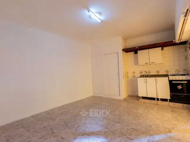 OTAMENDI al 200 Piso 8 3