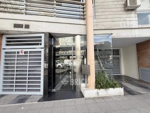 CABRERA, JOSE ANTONIO al 2900 Piso 5 32