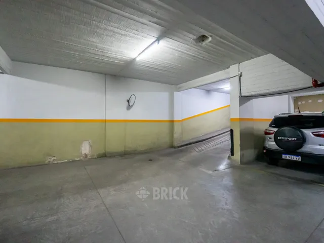 GALLARDO, ANGEL AV. al 100 Piso 3 40