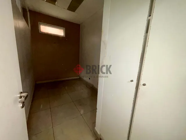 AV SAN MARTIN al 2100 13