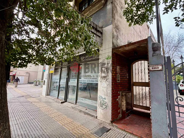 AV SAN MARTIN al 2100 5