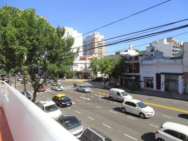 ALVAREZ THOMAS, AVDA. al 900 Piso 1 4