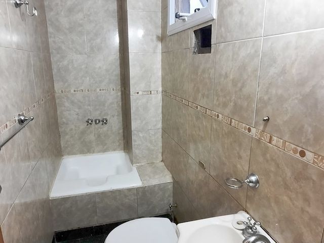 COLOMBRES al 900 Piso 6 8
