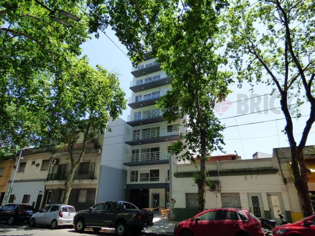 ALVAREZ JONTE, AV. al 2700 32
