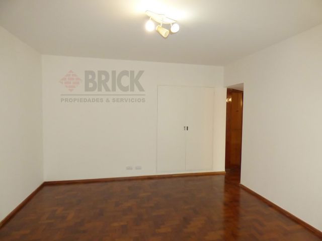 GURRUCHAGA al 2300 4