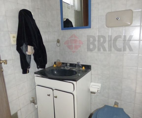 AGUIRRE al 1500 Piso PB 9